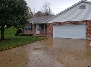 129 Quail Rdg, Hannibal, MO 63401