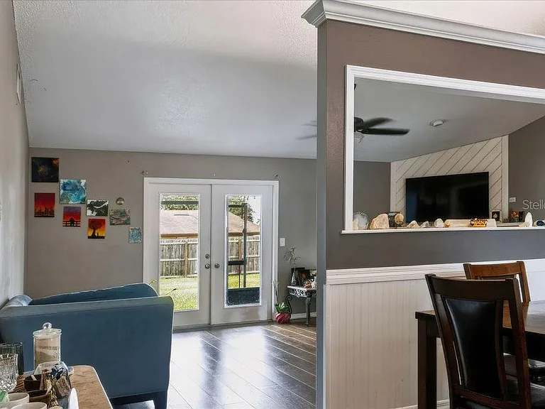 506 Mandy St — Photo 11