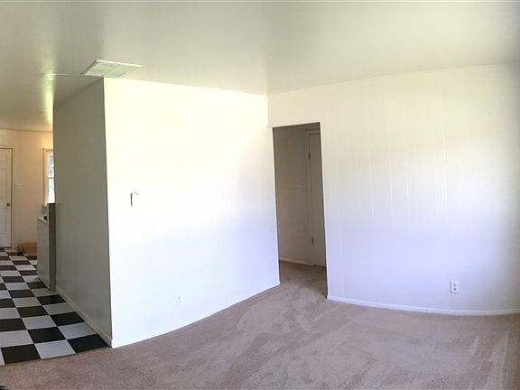 4th image of 5229 S College Dr