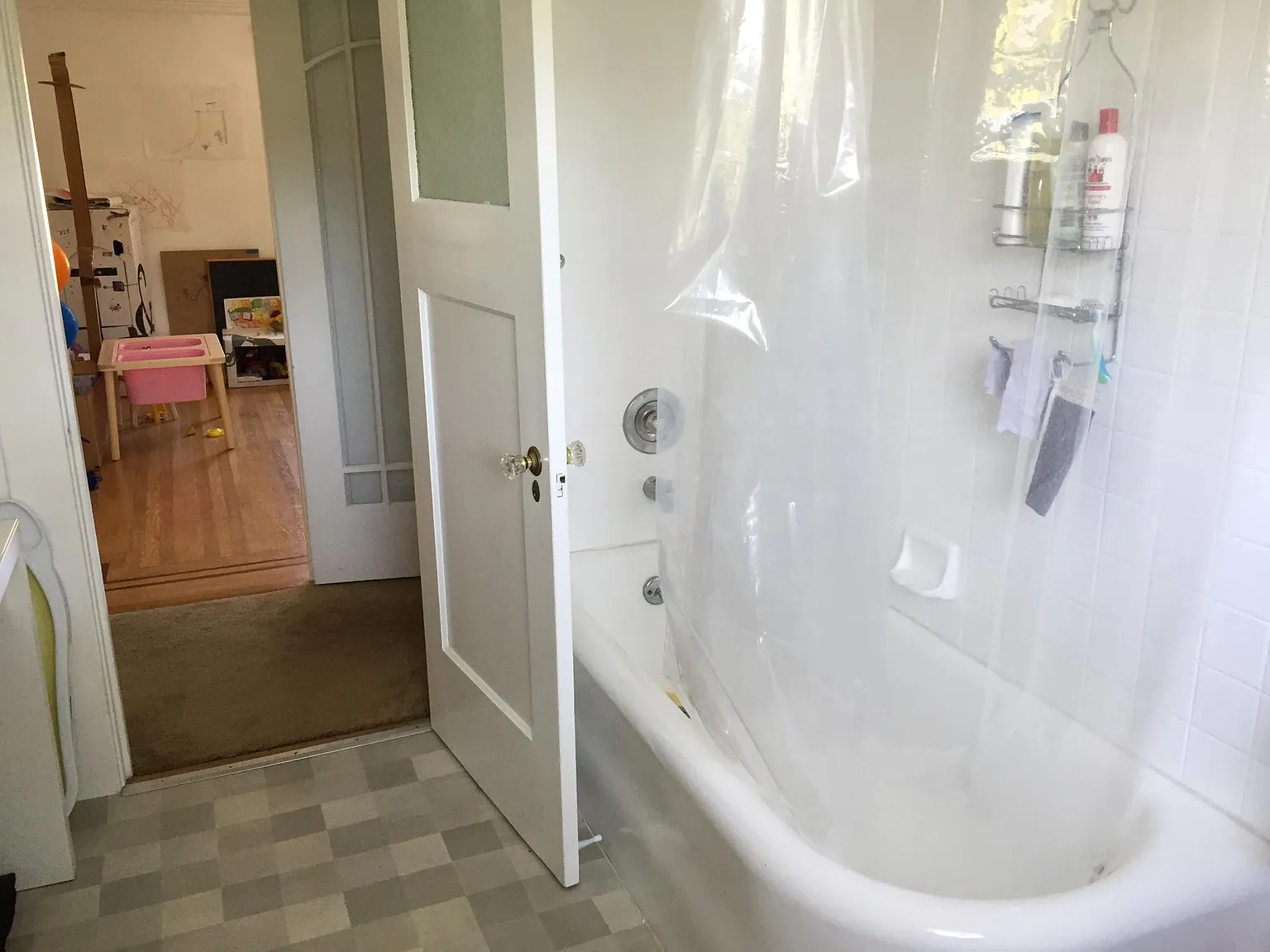 15 Sidney St photo 1