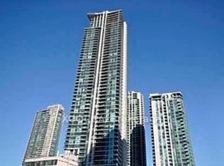 16 Harbour St #3610-C01, Toronto, ON M5J 2Z7