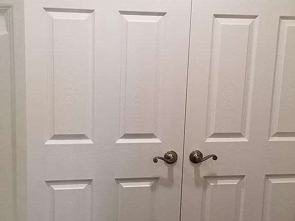 2nd image of 1824 Dogwood Ln