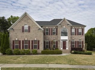 117 Hammett Pond Ct, Greer, SC 29650