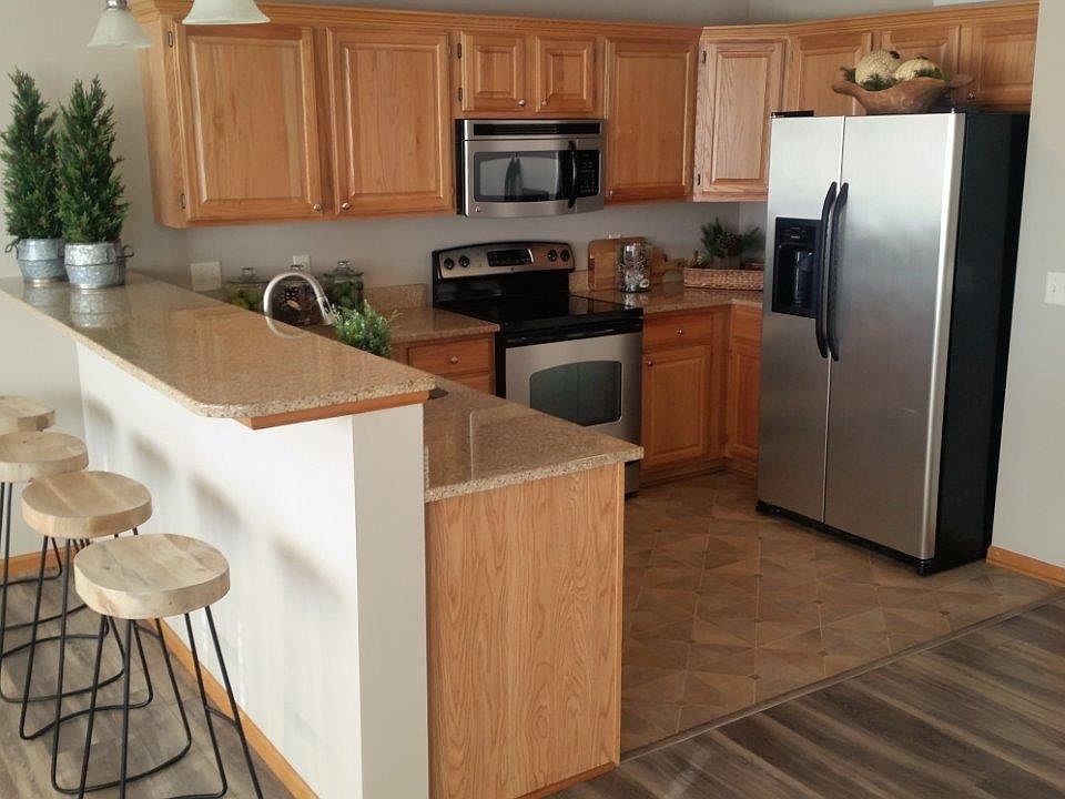 1st image of 17561 Parker Pa