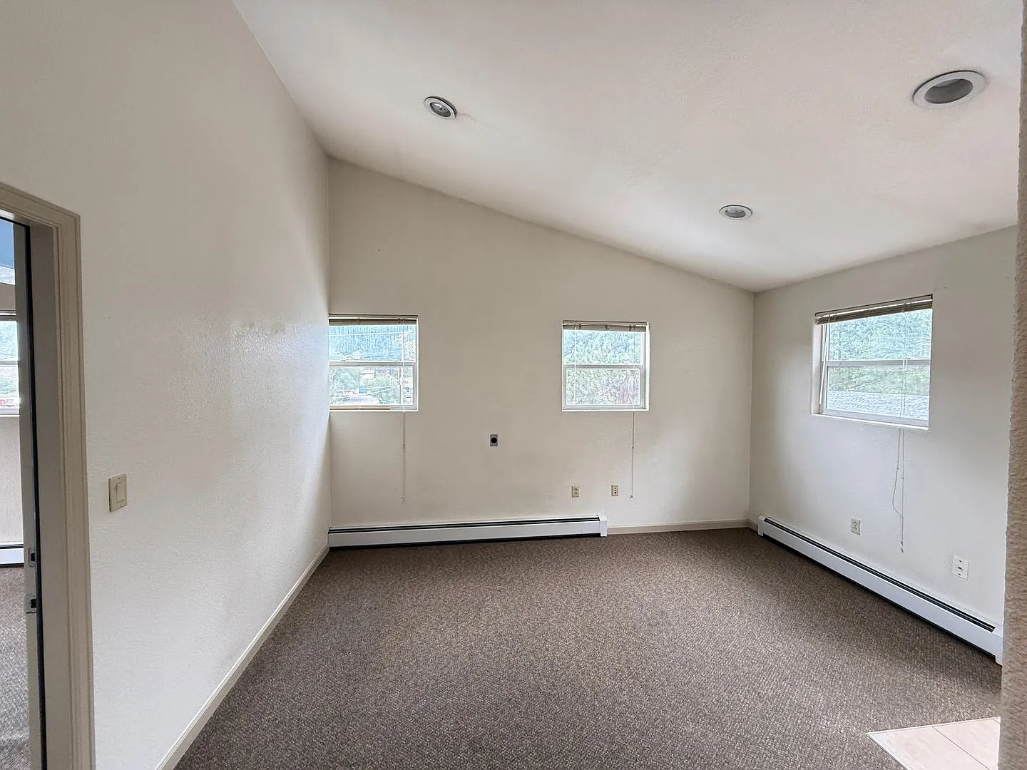 Private Mountain Condo — Photo 4