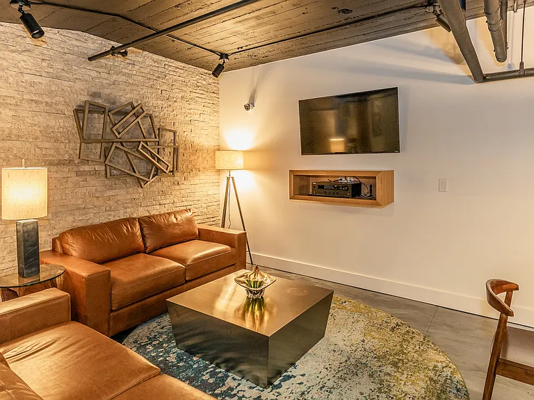 Community Room - Lounge