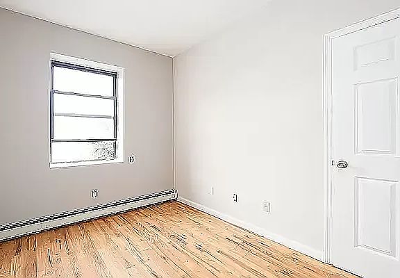 5th image of 251 Throop Ave APT 2