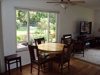 1st image of 3225 Darbyshire Dr