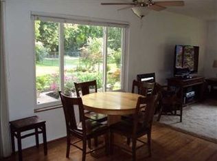 3225 Darbyshire Dr, Hilliard, OH 43026