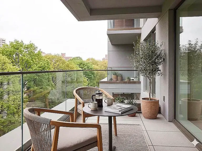 960 Franklin Ave #269 — Photo 3