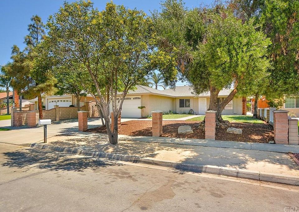 1st image of 7565 Cherimoya Ct