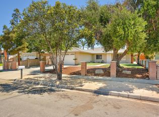 7565 Cherimoya Ct, Fontana, CA 92336