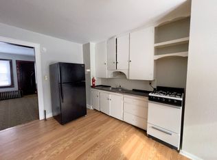1925 E 5th St APT 3, Anderson, IN 46012