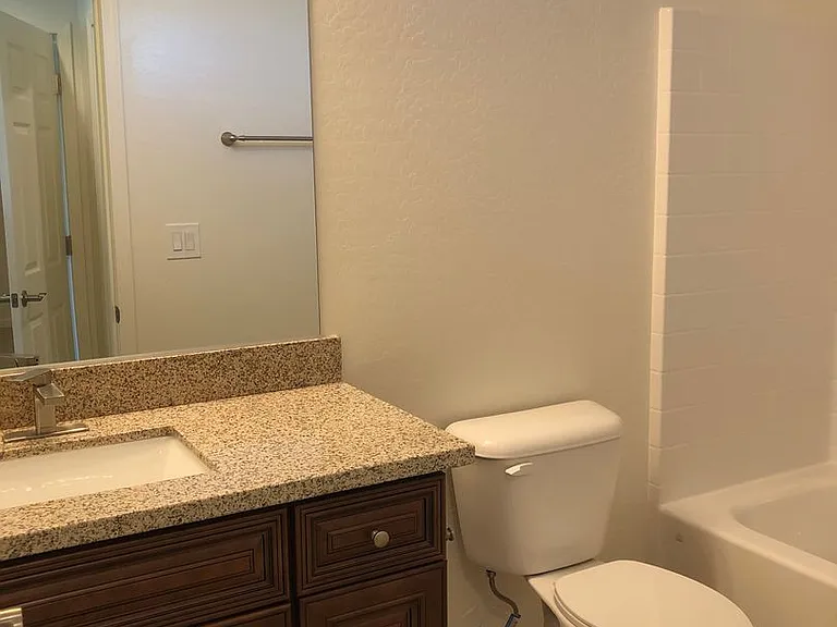 5880 N Robert Rd — Photo 6