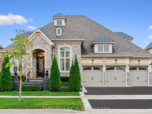 28 Chuck Ormsby Cres, King, ON L7B 0A8