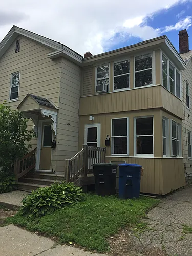 39 Maple St #B Photo 1 39 Maple St #B Photo 1