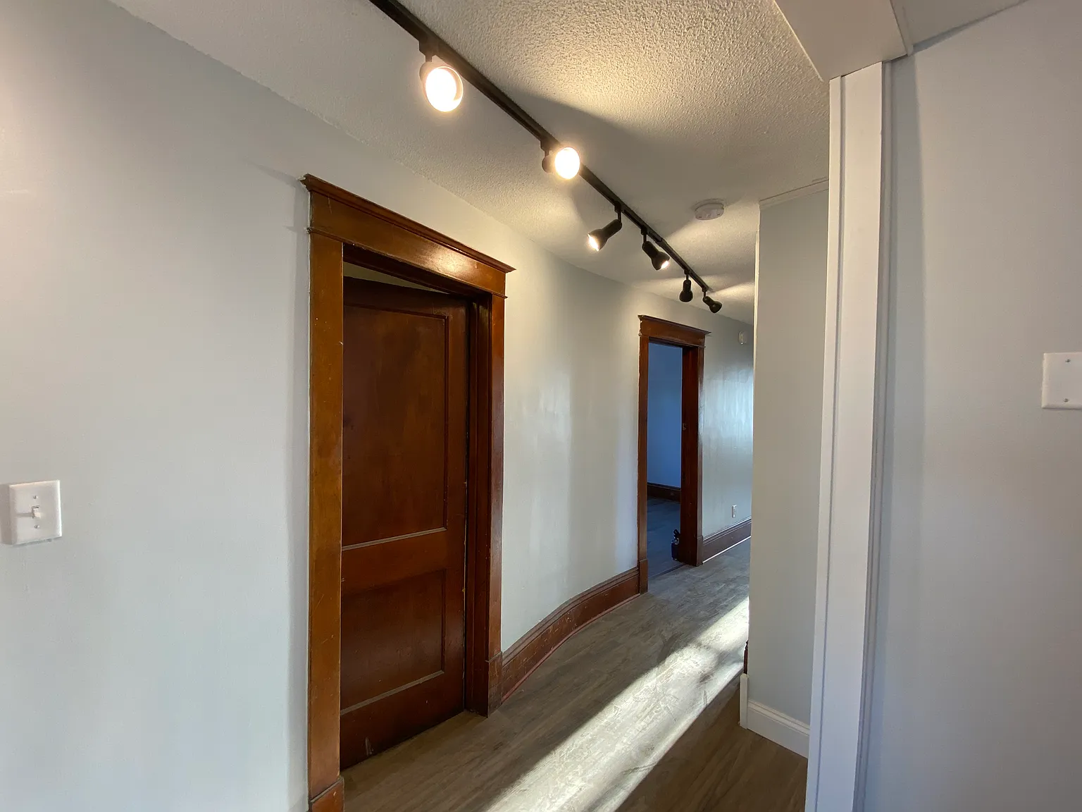 2 bed, 925 sqft, $1,475 — Photo 2