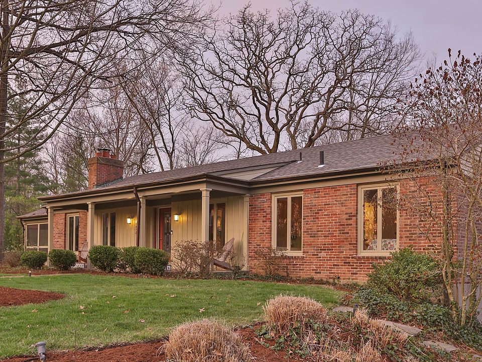 2nd image of 654 Hickory Ln