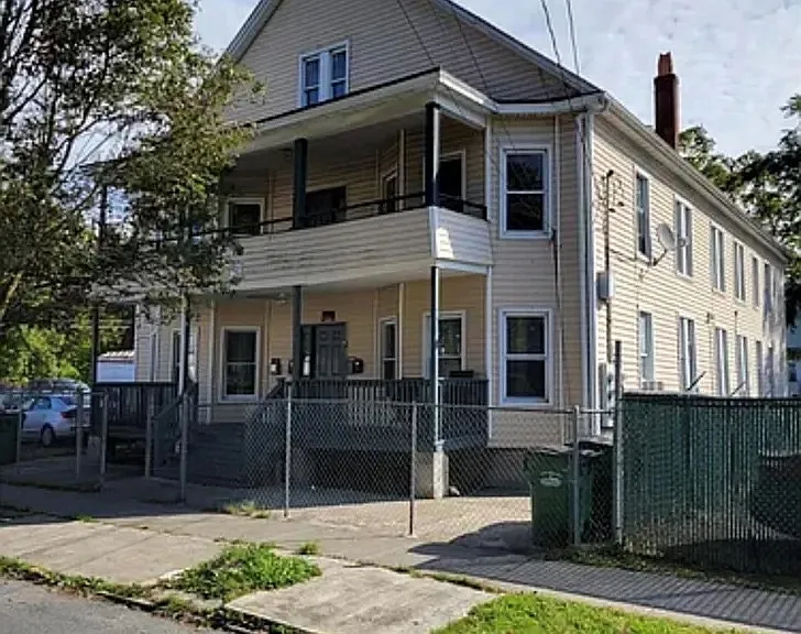 91 Pershing Ave #D — Photo 8