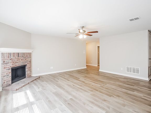 5th image of 2608 Buckskin Dr