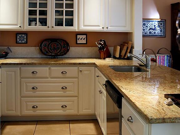 5th image of 3011 Arlington Dr