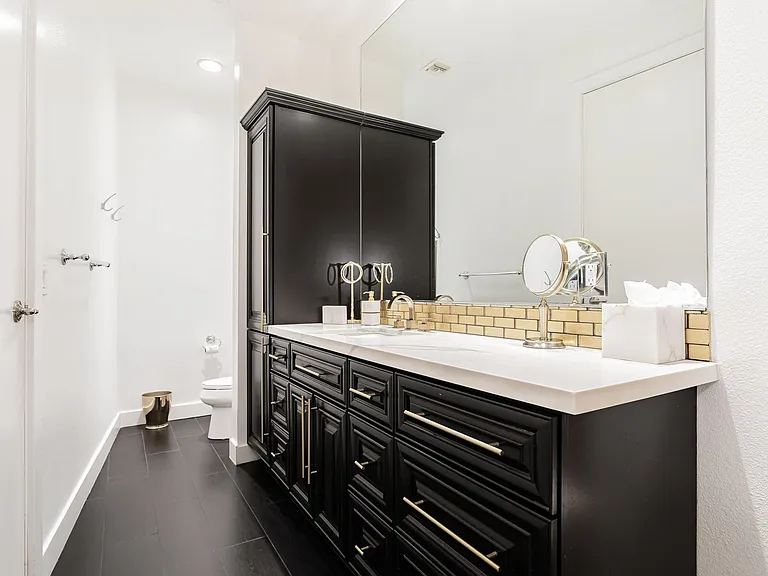 360 E Desert Inn Rd #1502 — Photo 20