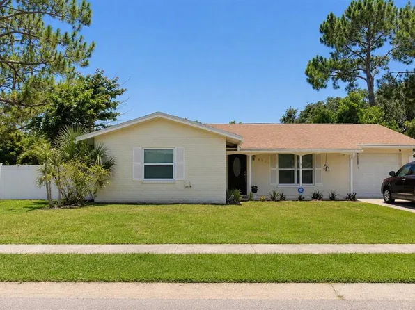 8002 Woodvine Pl, Tampa, FL 33615