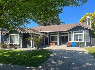 1705 Stonehenge Way, Petaluma, CA 94954