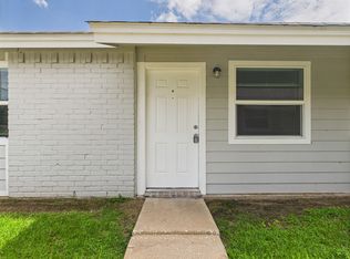 1908 Finfeather Rd, Bryan, TX 77801