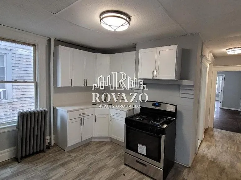 69 Farley Ave #1A — Photo 1