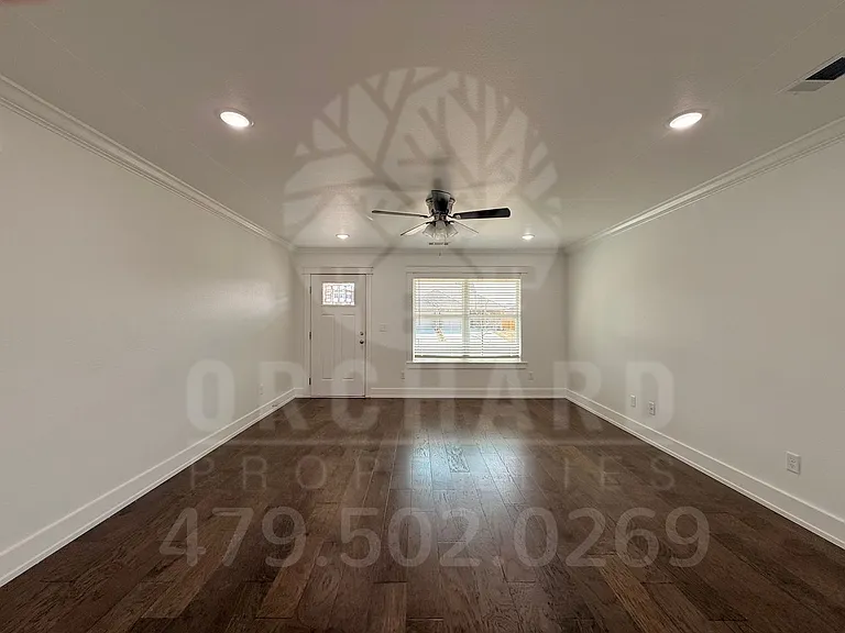 1903 E Brookview Dr — Photo 7