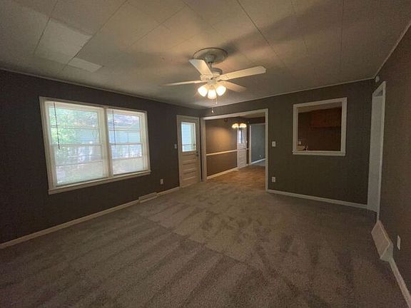 4th image of 9006 Richards Dr