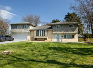 31 Cherrywood Dr, East Northport, NY 11731