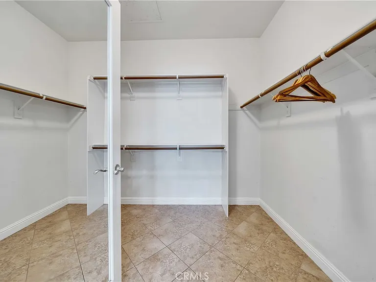 48 Bamboo — Photo 20