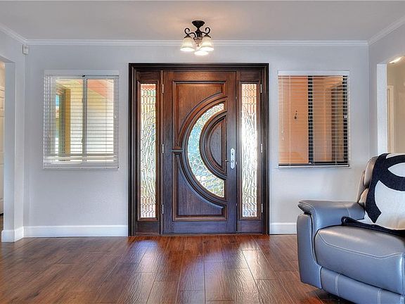 4th image of 1037 Rolling Woods Ln