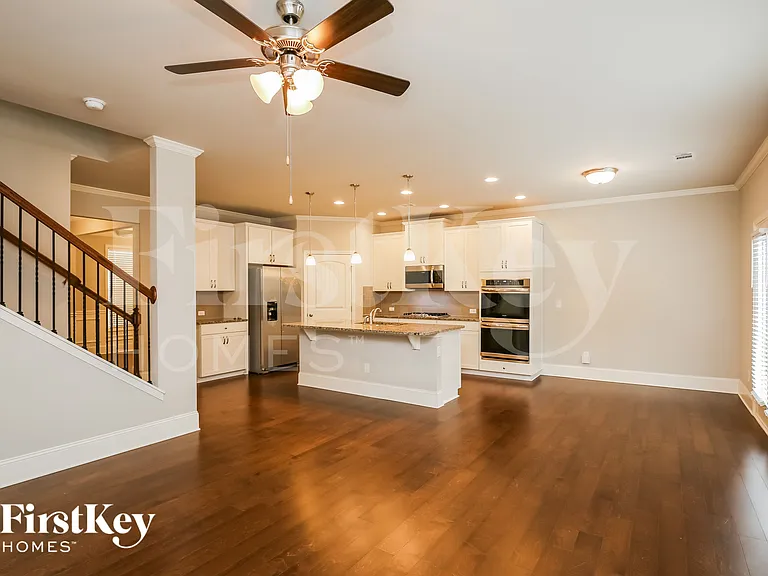 2025 Sorrento Ct — Photo 6