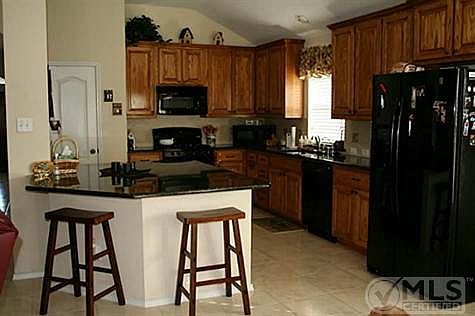 2nd image of 6930 Belteau Ln