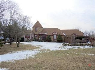 69 Eastbrook Ln, Bedford, IN 47421