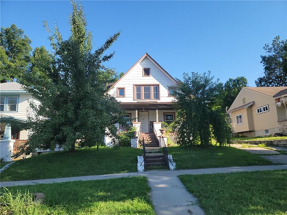 1st image of 1015 Main St