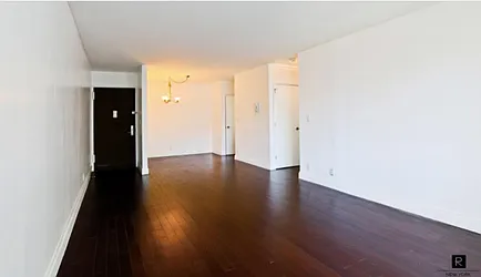 Rented by R New York