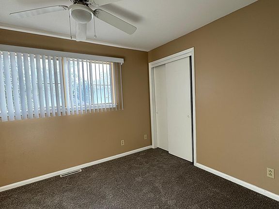 5th image of 843 S Hillcrest St #843