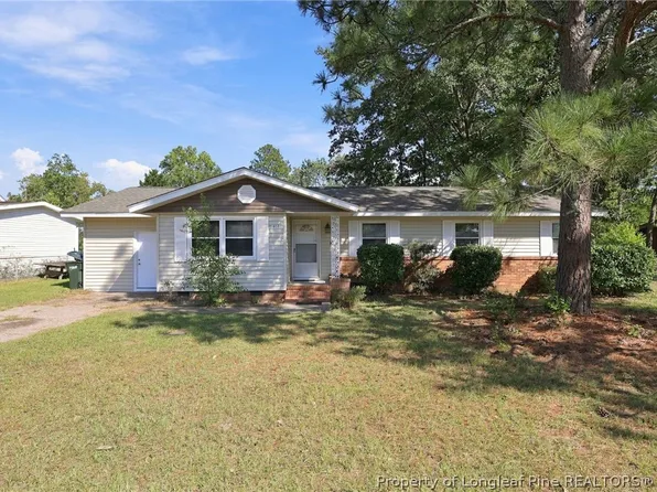 1903 Wendover Dr, Fayetteville, NC 28304