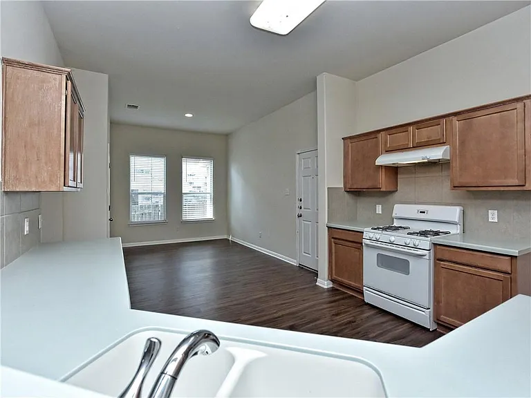 104 S Gadwall Ln — Photo 8