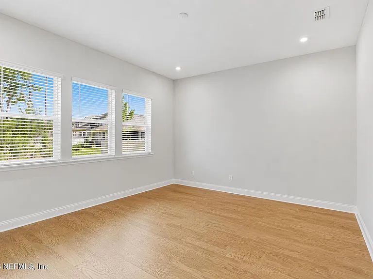 80 Walnut Glen Ct — Photo 28