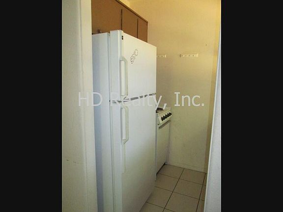5th image of 267 Seminole Ave