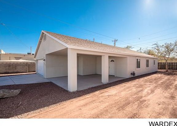 3rd image of 1481 E Topaz Cir