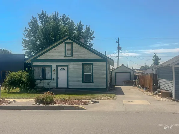 23 E 2nd Ave, Glenns Ferry, ID 83623