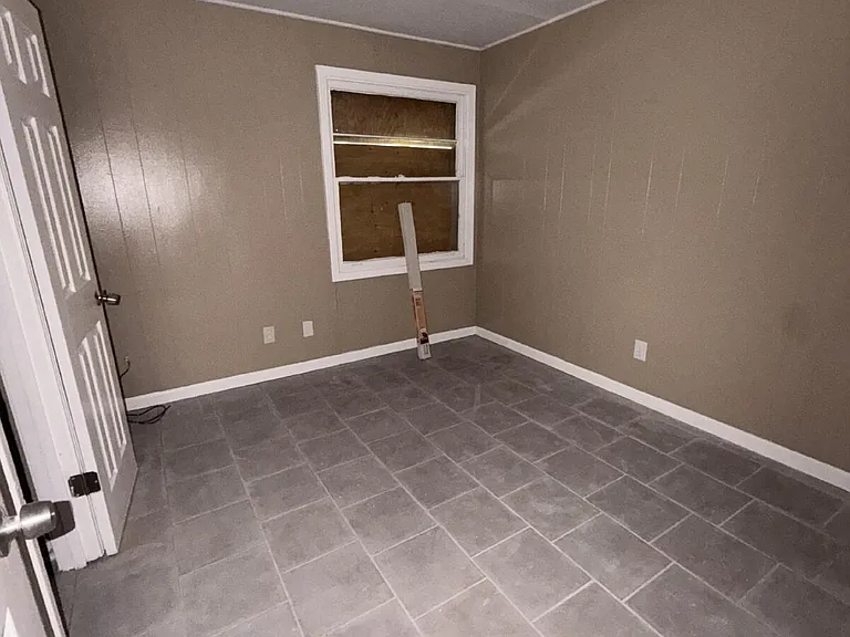 3692 Irma St — Photo 9