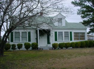 1112 W Queen St, Edenton, NC 27932