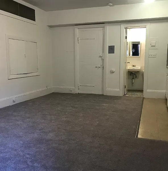 Studio, 9999 sqft, $1,900 — Photo 4